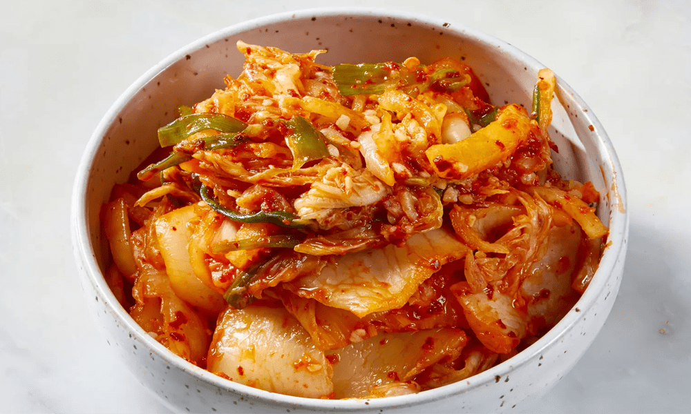 Mencicipi Kimchi: Petualangan Kuliner yang Fermentasi dari Korea