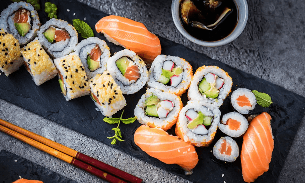 Sushi: Seni Kuliner Jepang yang Mendunia